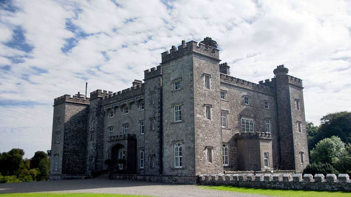 Exterior of Slane Castle in Boyne Valley