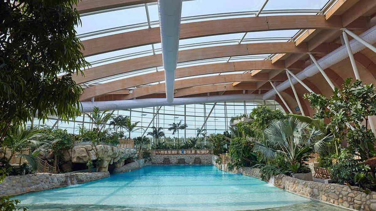 Indoor pool at Centre Parcs