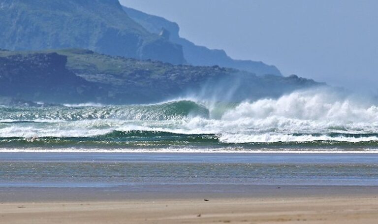 The Ultimate Guide To Surfing In Ireland: Best Places To Surf In Ireland