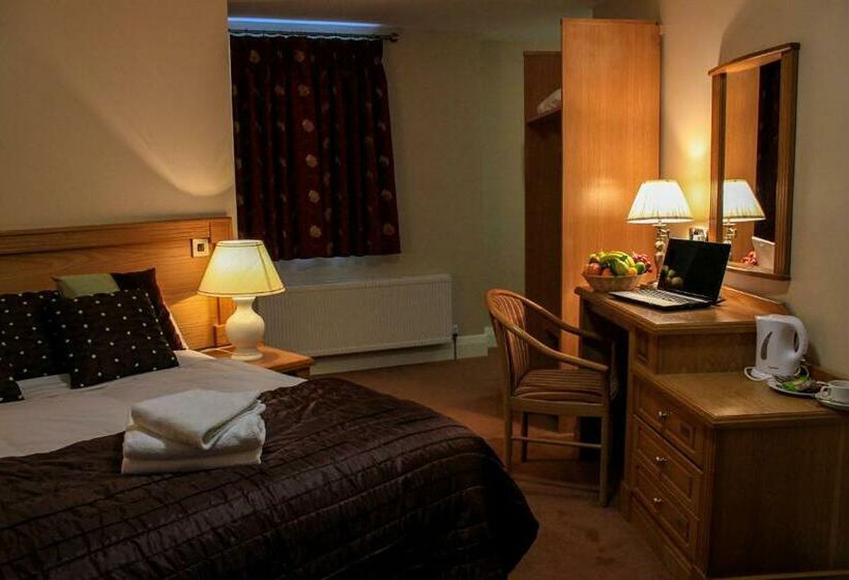 Top-Rated Hotels in Tinahely Co Wicklow: Comfortable Options for Families 1